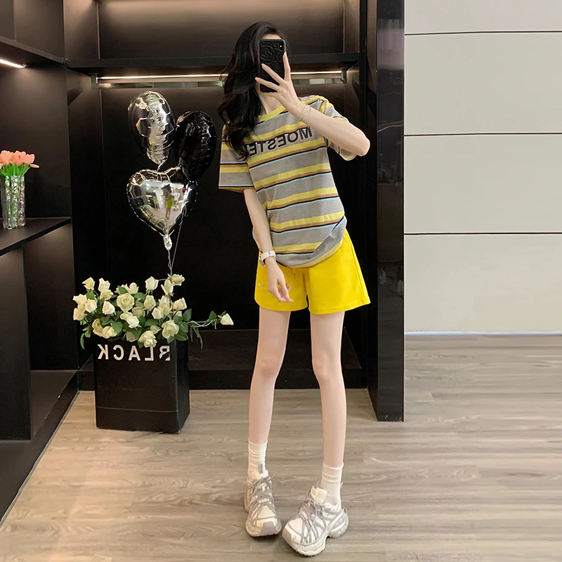 2025夏季新款休闲运动套装女黄色条纹短袖上衣短裤宽松显瘦两件套