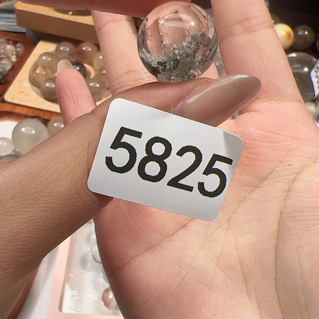 可***。未镶嵌水晶大型摆件（非配饰）