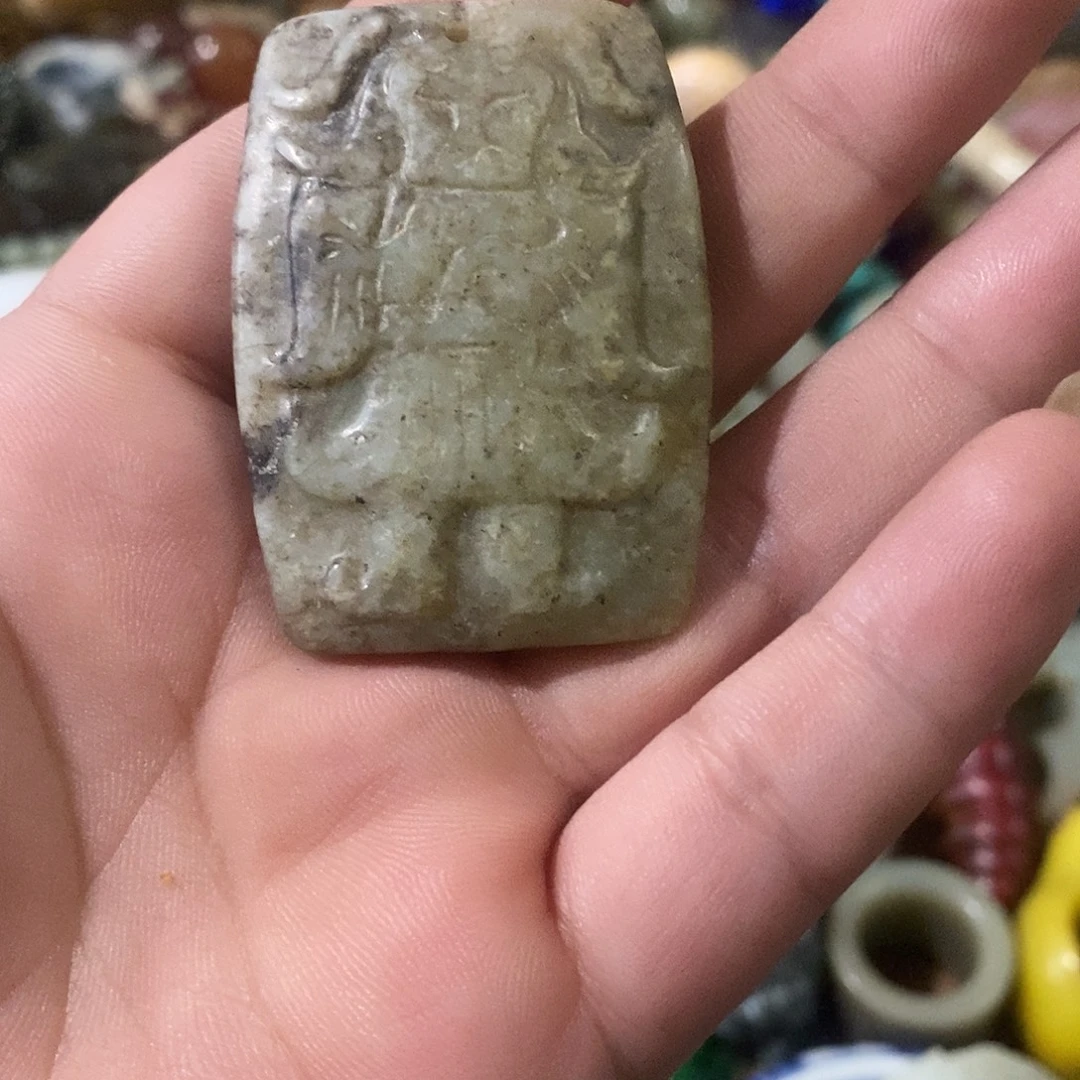 和田玉（糖玉）未镶嵌挂件