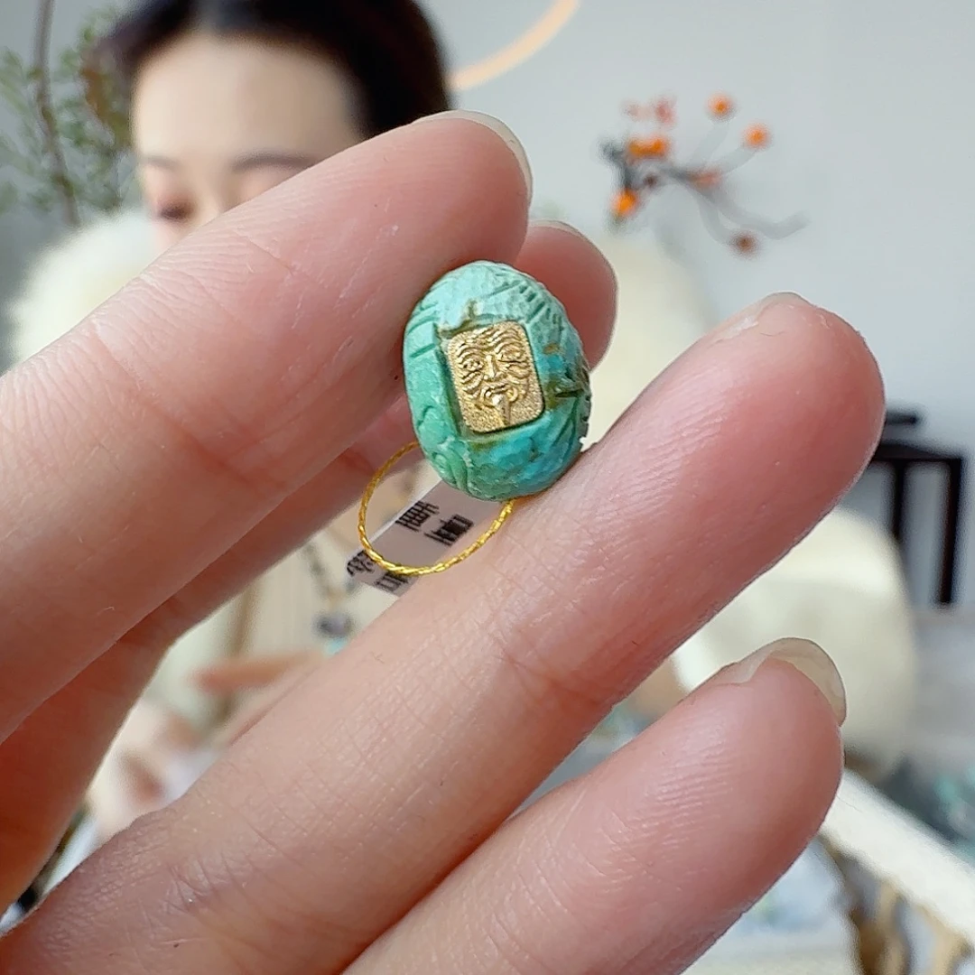 绿松石未镶嵌珠宝奇石