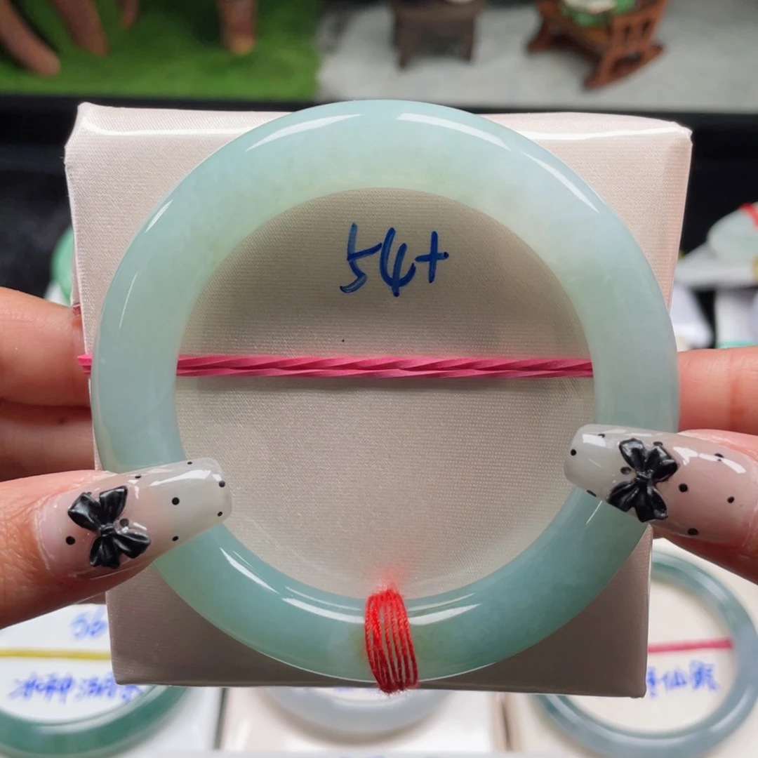 翡翠手镯未镶嵌缅甸翡翠手镯35