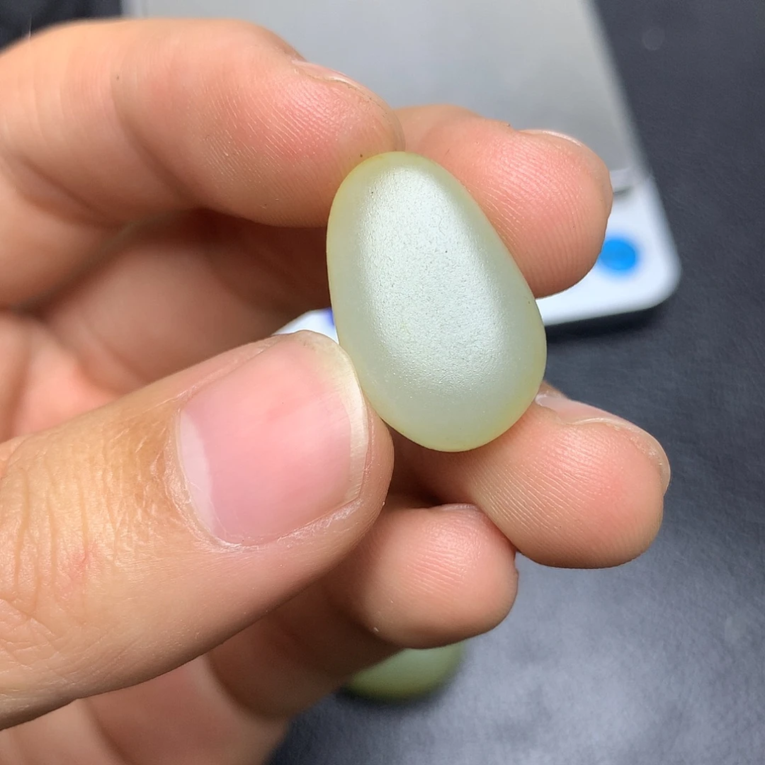 和田玉未镶嵌摆件