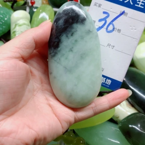 未镶嵌蛇纹石玉手把件