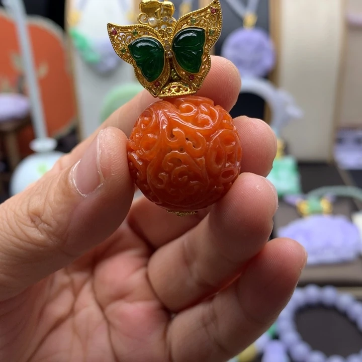 翡翠未镶嵌吊坠(不含链)