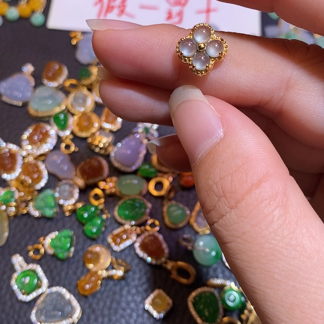 翡翠银S925镶嵌颈饰