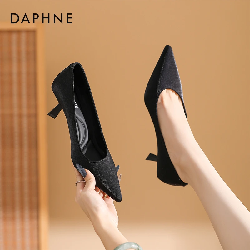 达芙妮法式高跟鞋女2025秋季新款细跟通勤鞋职业工作鞋软底单鞋子