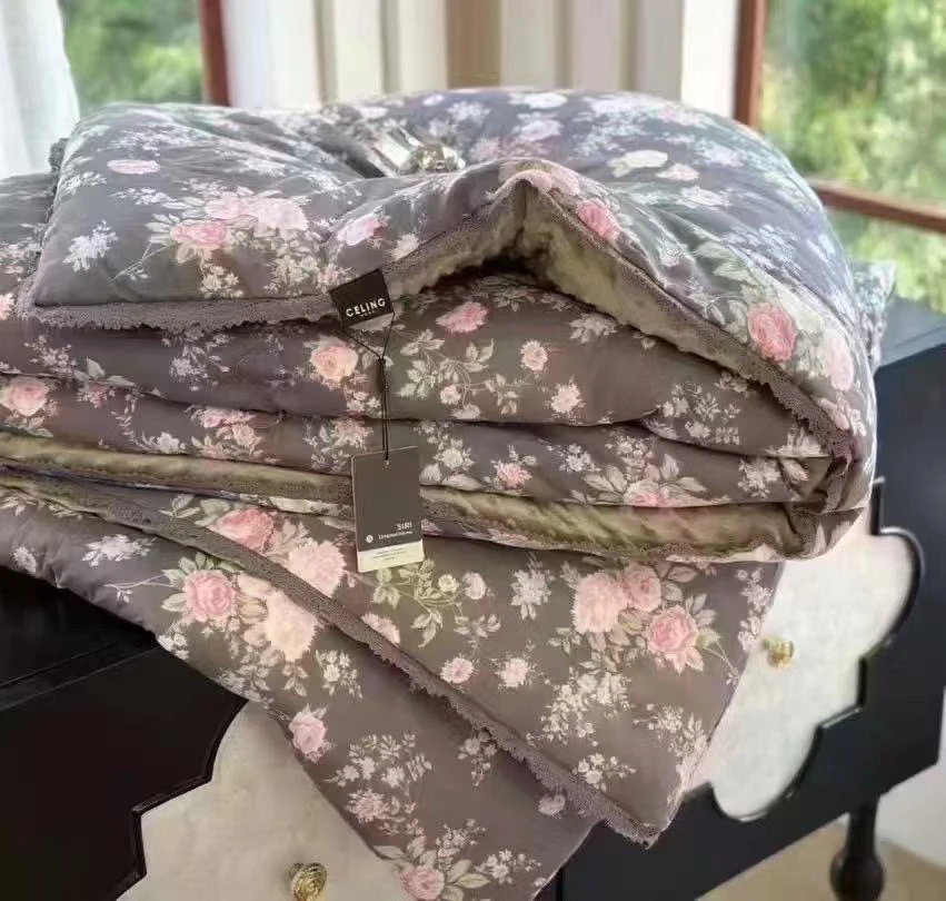 48759  5斤左右 棉纱秋冬双人豆豆被，尺寸200×230cm