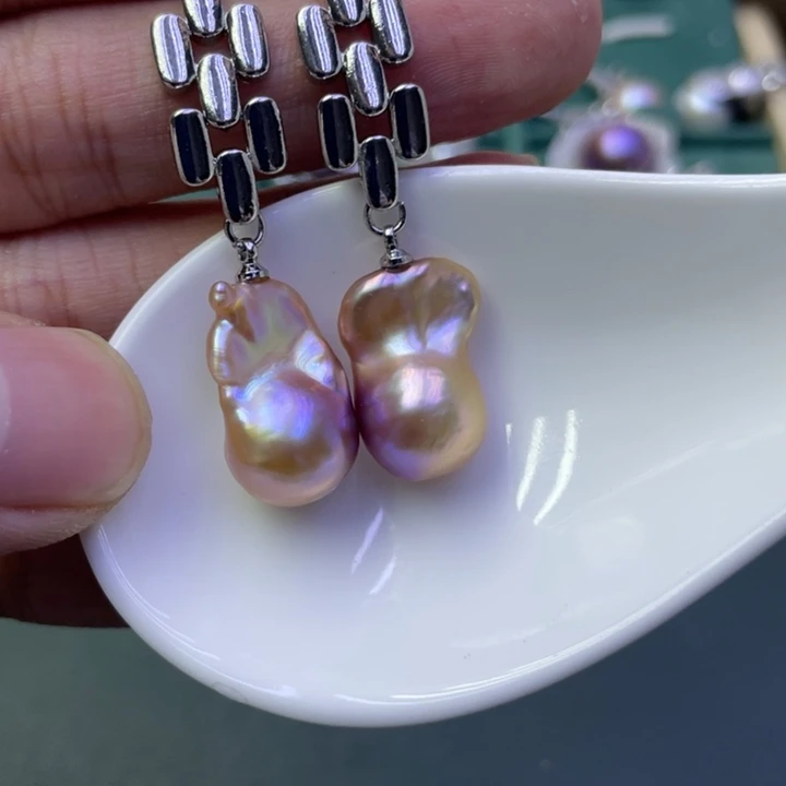 淡水珍珠耳饰合金