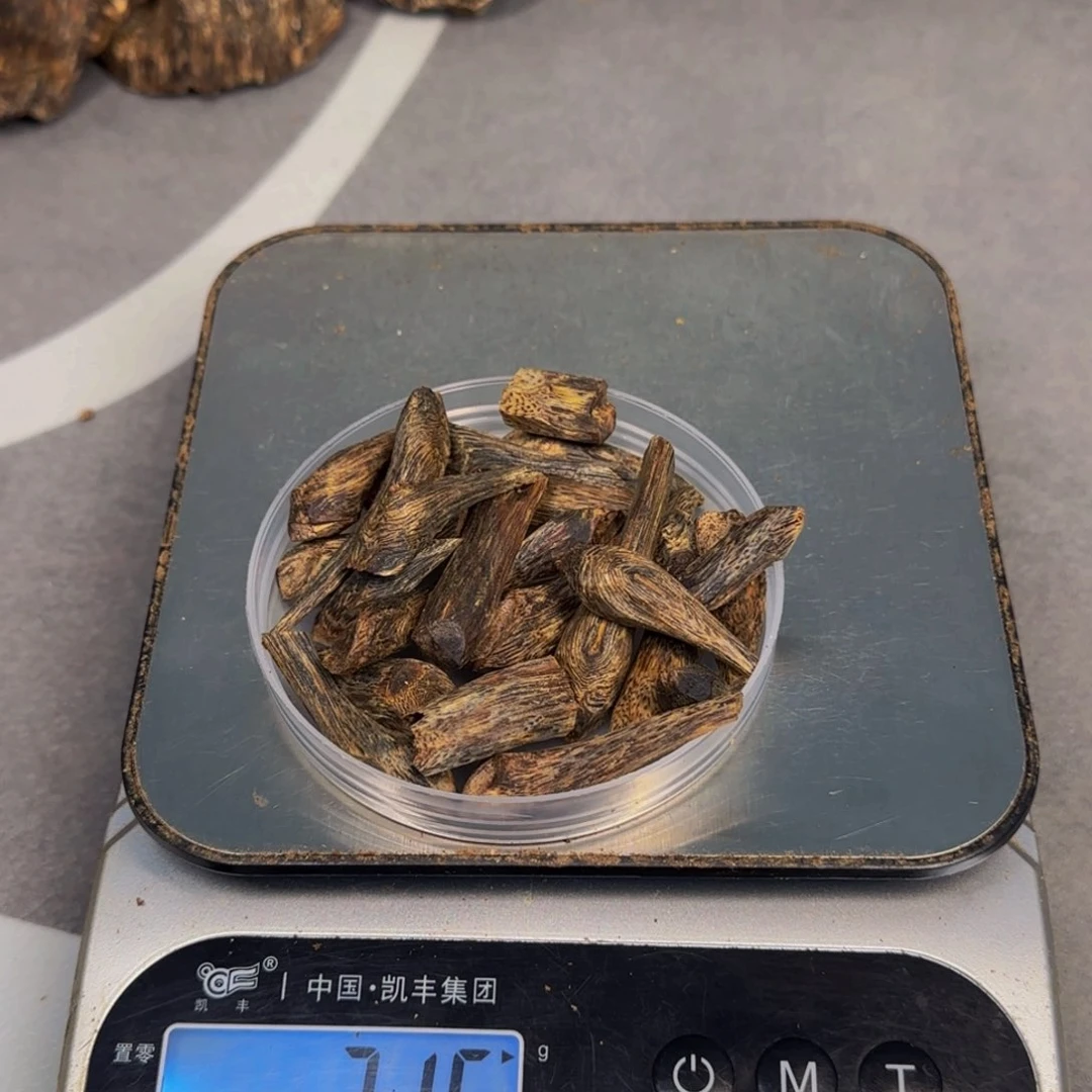 木千 里 香 树 心 油 树 丁 31克 花香