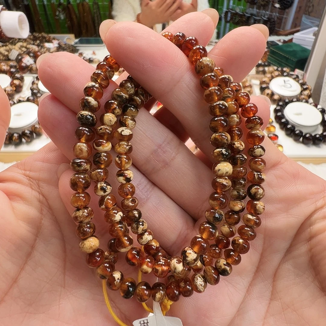 琥珀未镶嵌裸石抚顺琥珀5溶洞