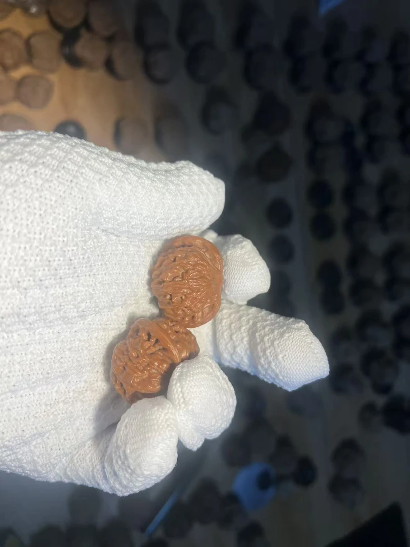 精品文玩核桃配对