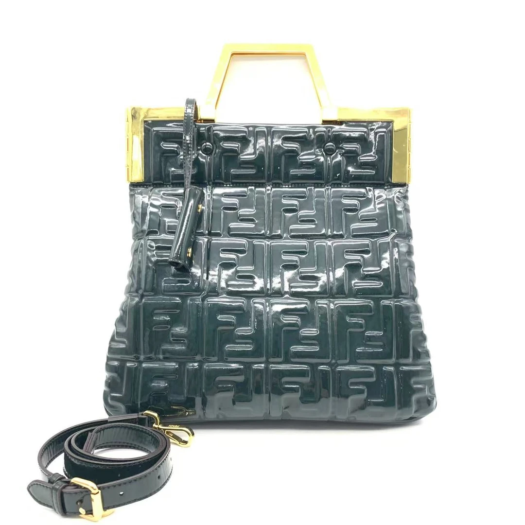 95新 FENDI/芬迪 【安则专属】绿色漆皮斜挎包/