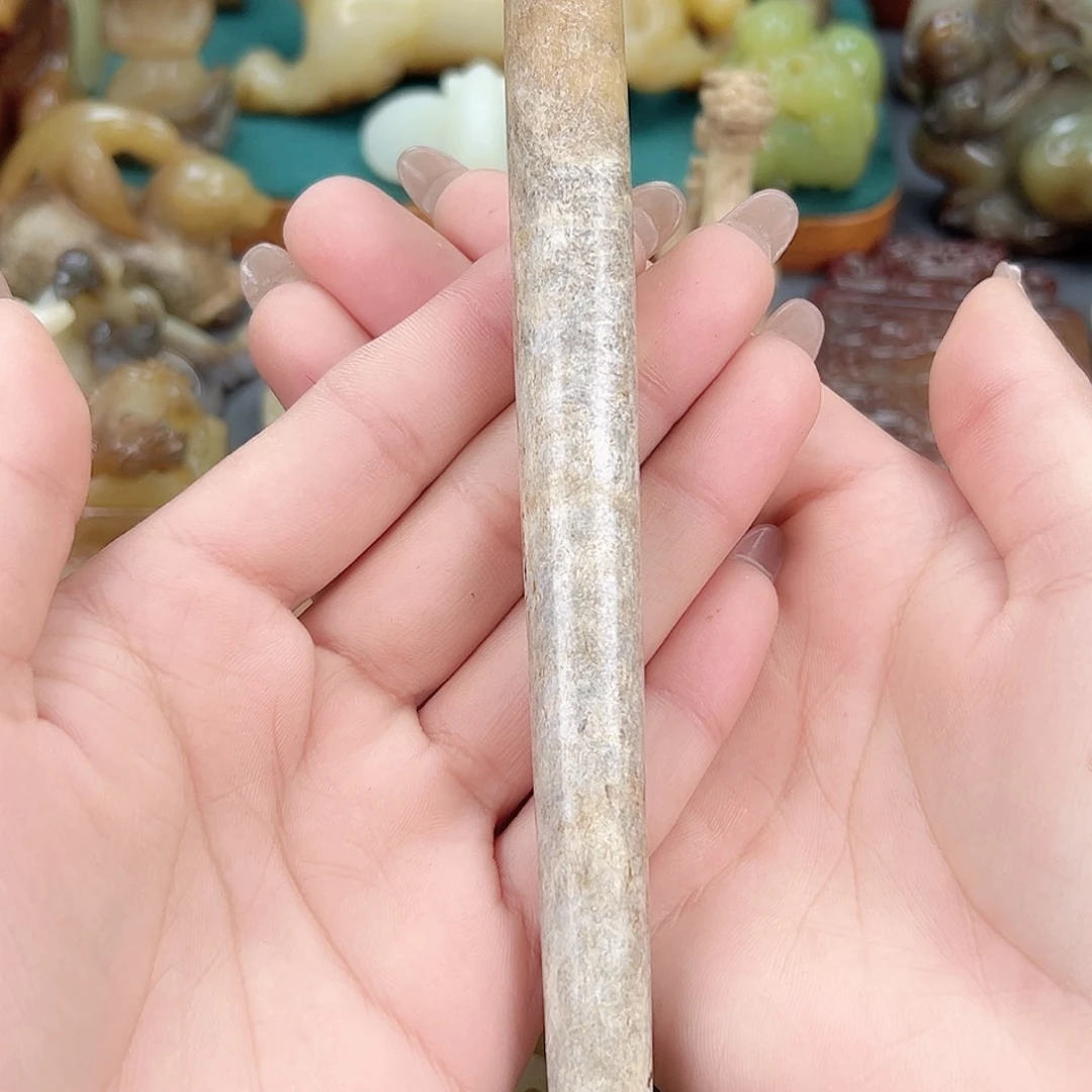 和田玉颈饰未镶嵌沉****珠