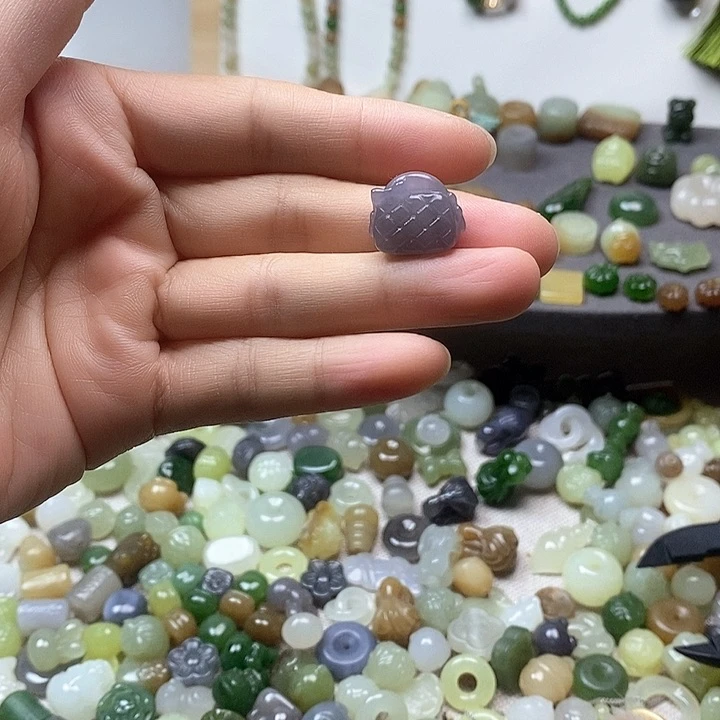 未镶嵌和田玉挂件包