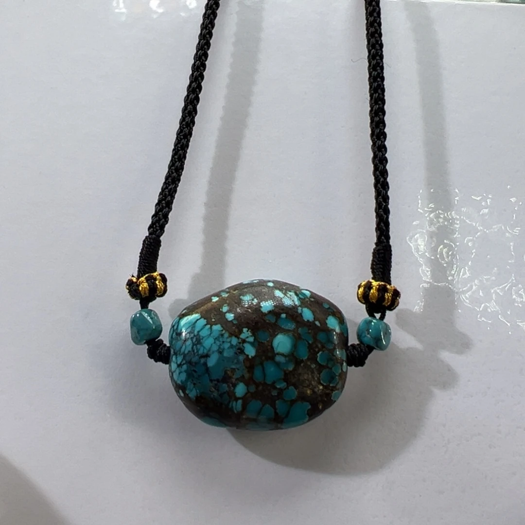 绿松石未镶嵌挂件