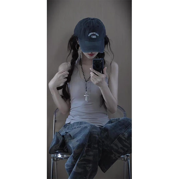 纯欲辣妹风纽扣挂脖露背吊带背心女夏显瘦修身美背上衣长裤套装