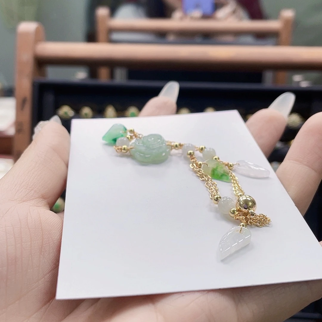 翡翠未镶嵌颈饰夏***喵天然翡翠Ａ货