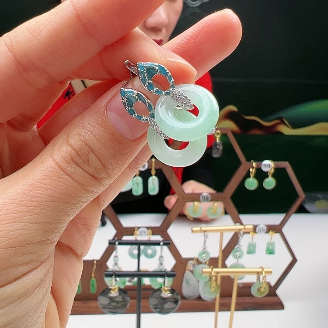 翡翠耳饰银S925镶嵌天然翡翠