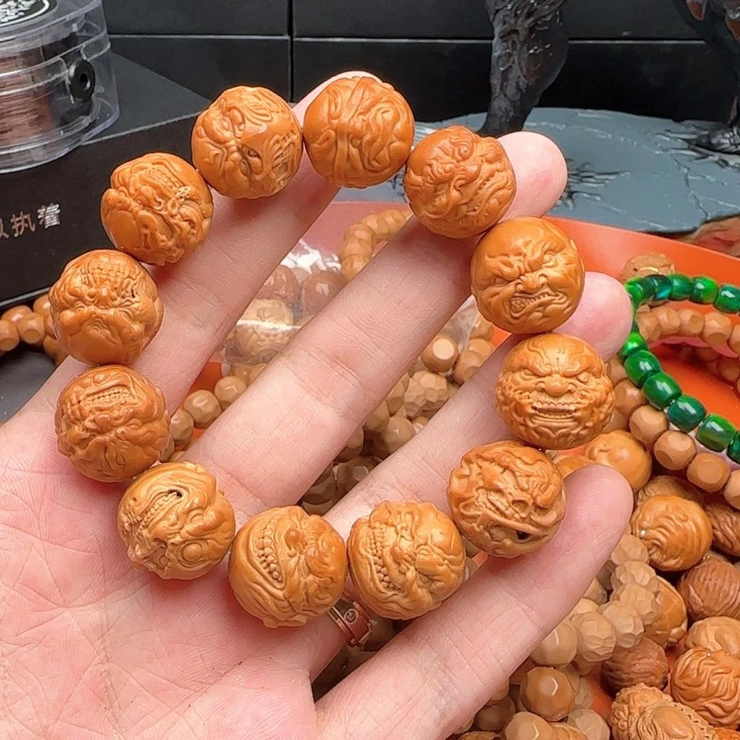 吊坠猴头核桃满贯