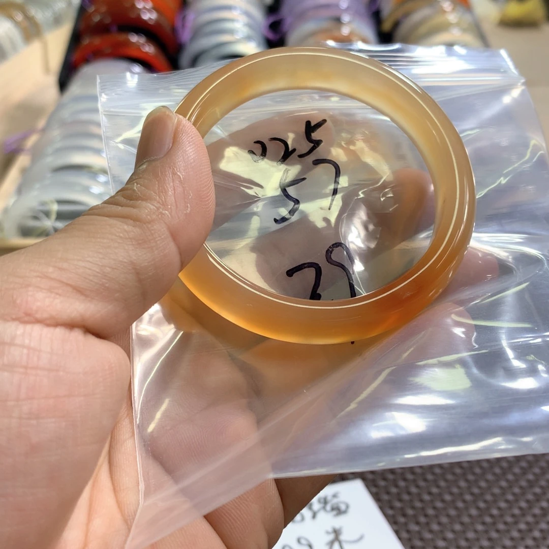 【闪购商品】玛瑙/玉髓手镯未镶嵌