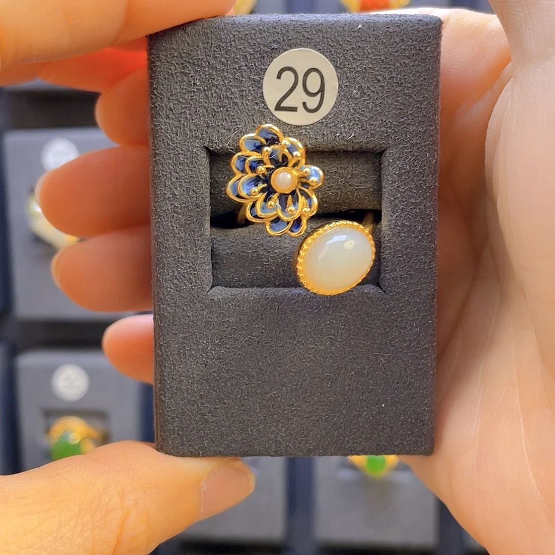 和田玉戒指银S925镀金镶嵌