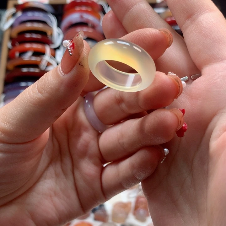 玛瑙/玉髓手链未镶嵌欣**ღ