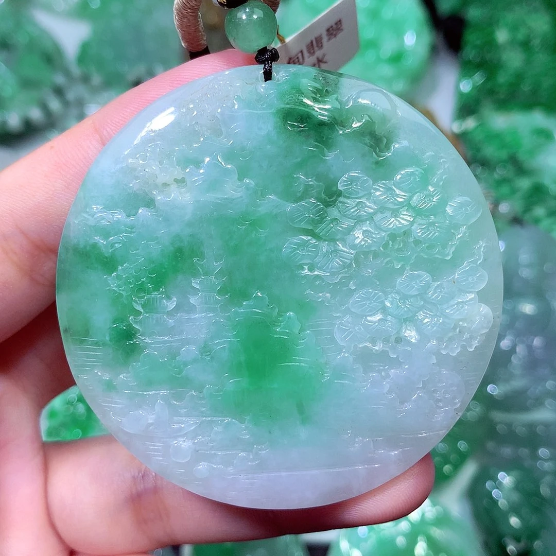 吊坠(不含链)未镶嵌翡翠