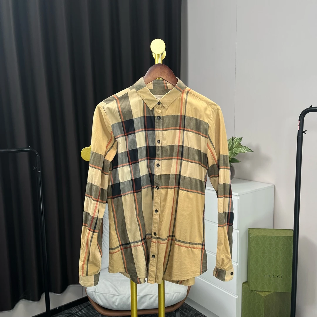 99新 BURBERRY/博柏利 卡其格纹衬衫 M码