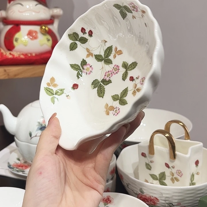 瓷片贝壳碗1个瓷片