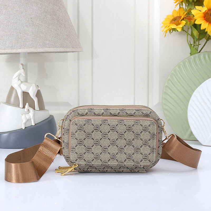 YIYOULUO/亦优洛新款女士时尚相机包小包包单肩麻将包休闲斜跨包