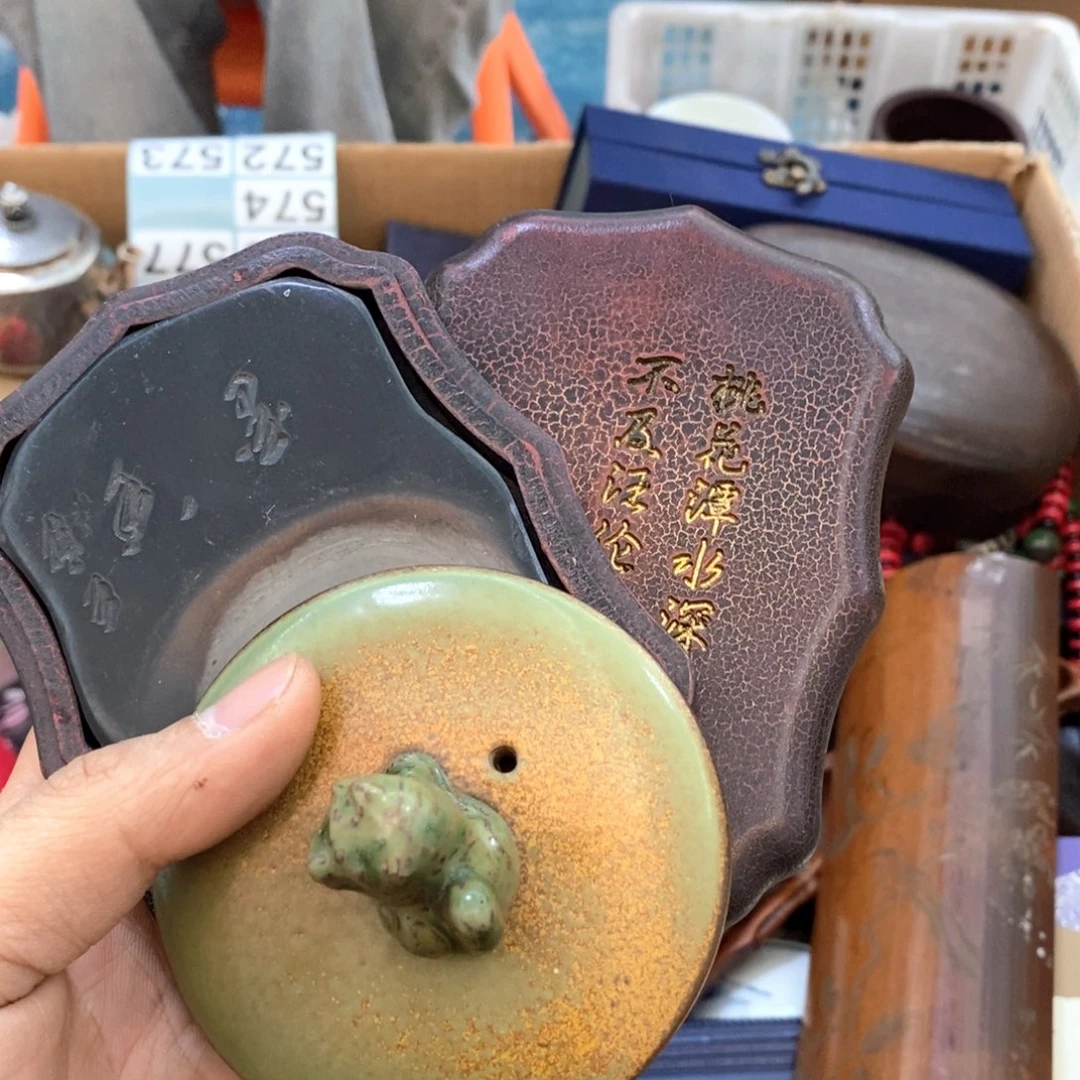 瓷片哈哈哈我要睡觉