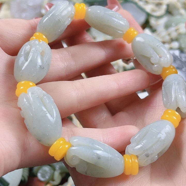 未镶嵌和田玉挂件