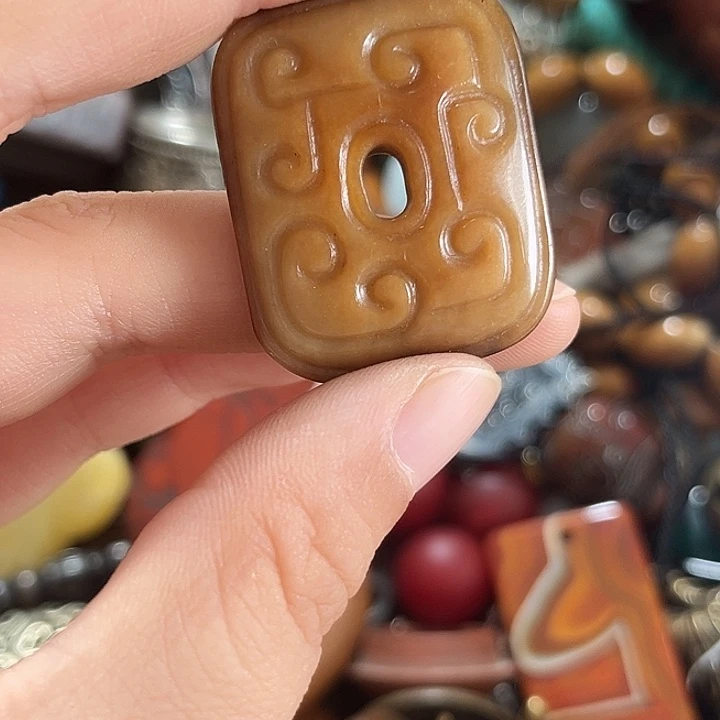小***如大理石铁合金在这条街中