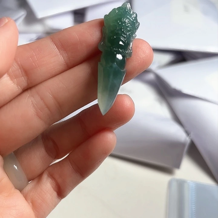 翡翠颈饰未镶嵌天然翡翠a货吊坠