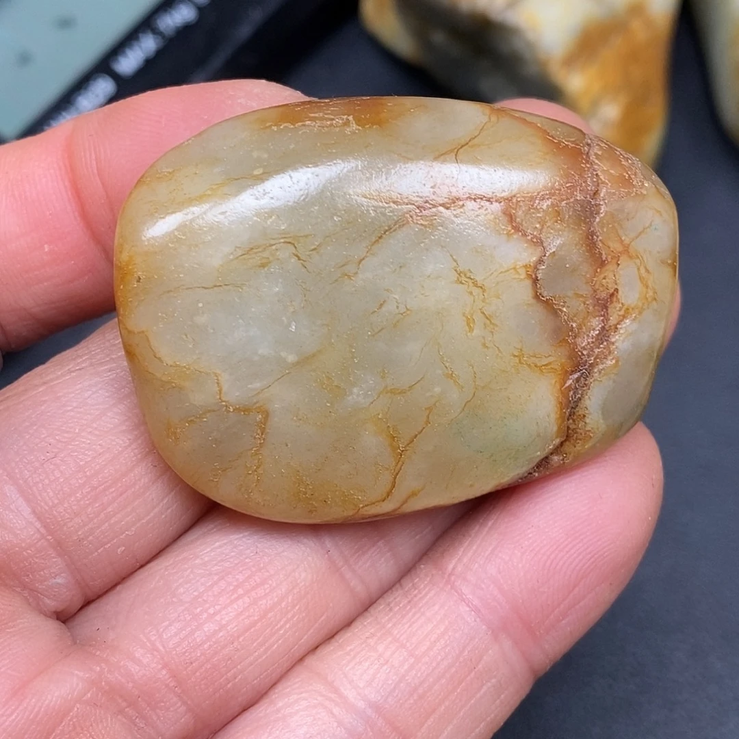 和田玉未镶嵌珠宝奇石