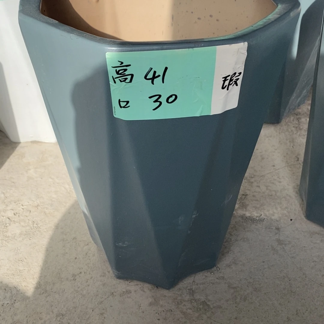 李***华高温陶瓷默认瑕疵