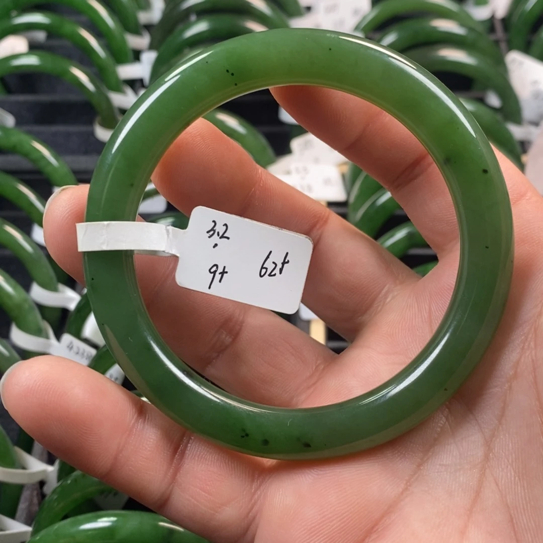 和田玉（碧玉）未镶嵌手镯62