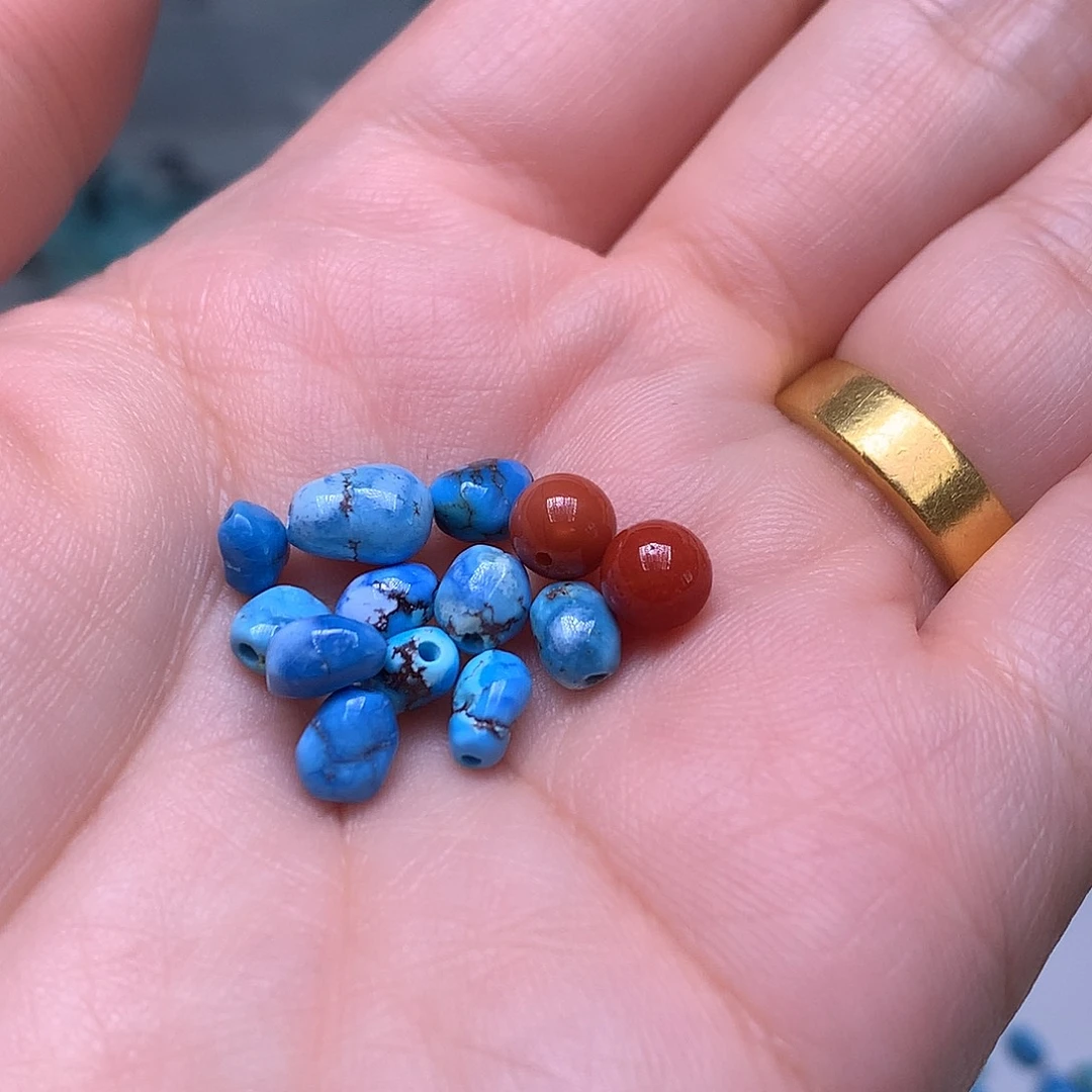 多***加南红玛瑙未镶嵌珠宝奇石