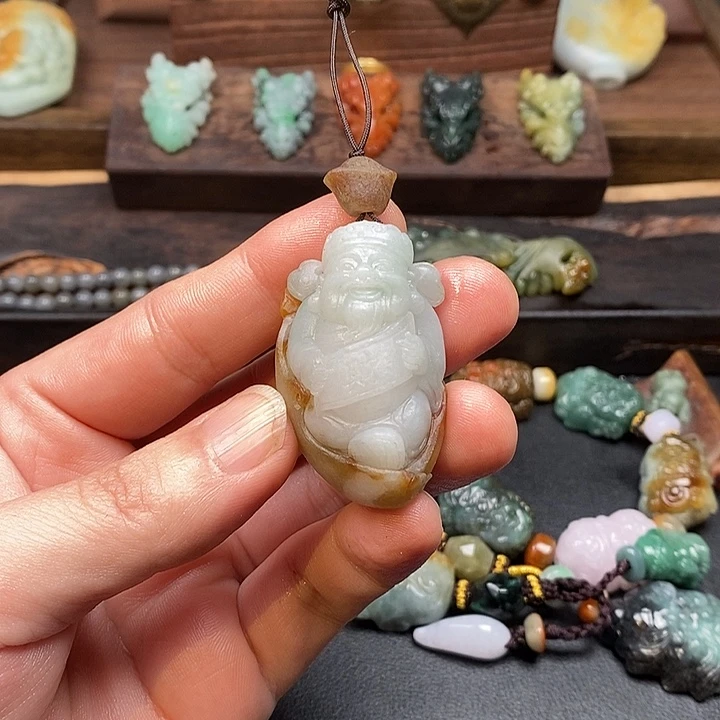 1***木定制翡翠未镶嵌毛货抛光