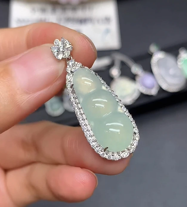 四会-（DD-50-1）福豆吊坠-s925银镶翡翠福豆精致款多样性发其一