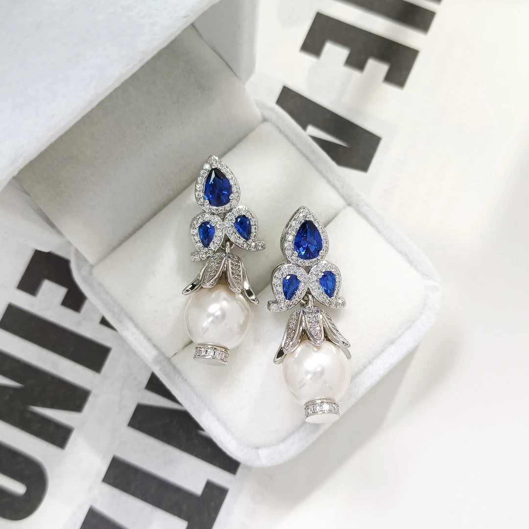 铜合金合成锆石耳饰 WHLM-000791 耳环欧美百搭时尚欧美简约气质