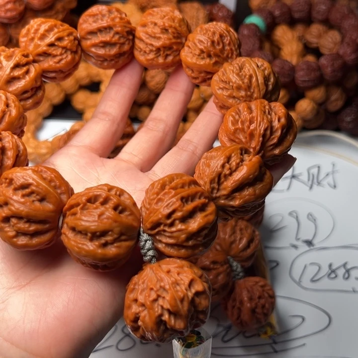 文玩核桃把件色差京八棱