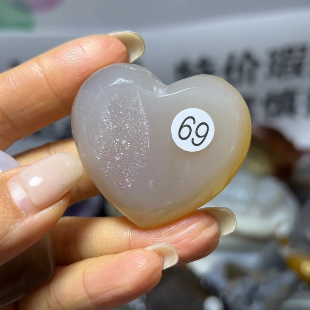 玛瑙/玉髓未镶嵌雕刻件