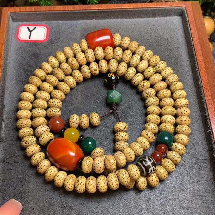 星月菩提吊坠菩提