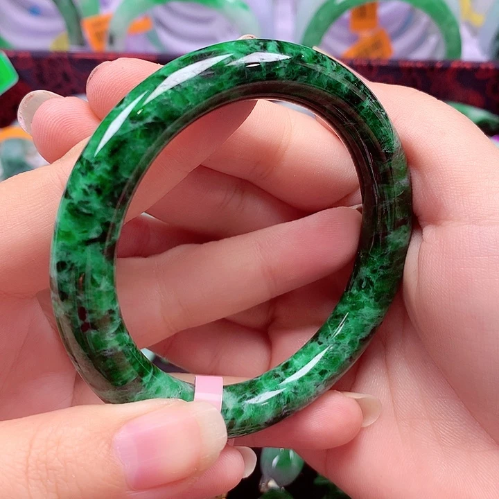 翡翠未镶嵌手镯翡翠手镯