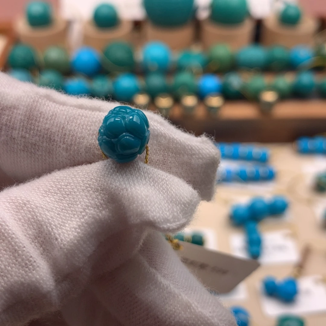 绿松石未镶嵌绿松石8.6m