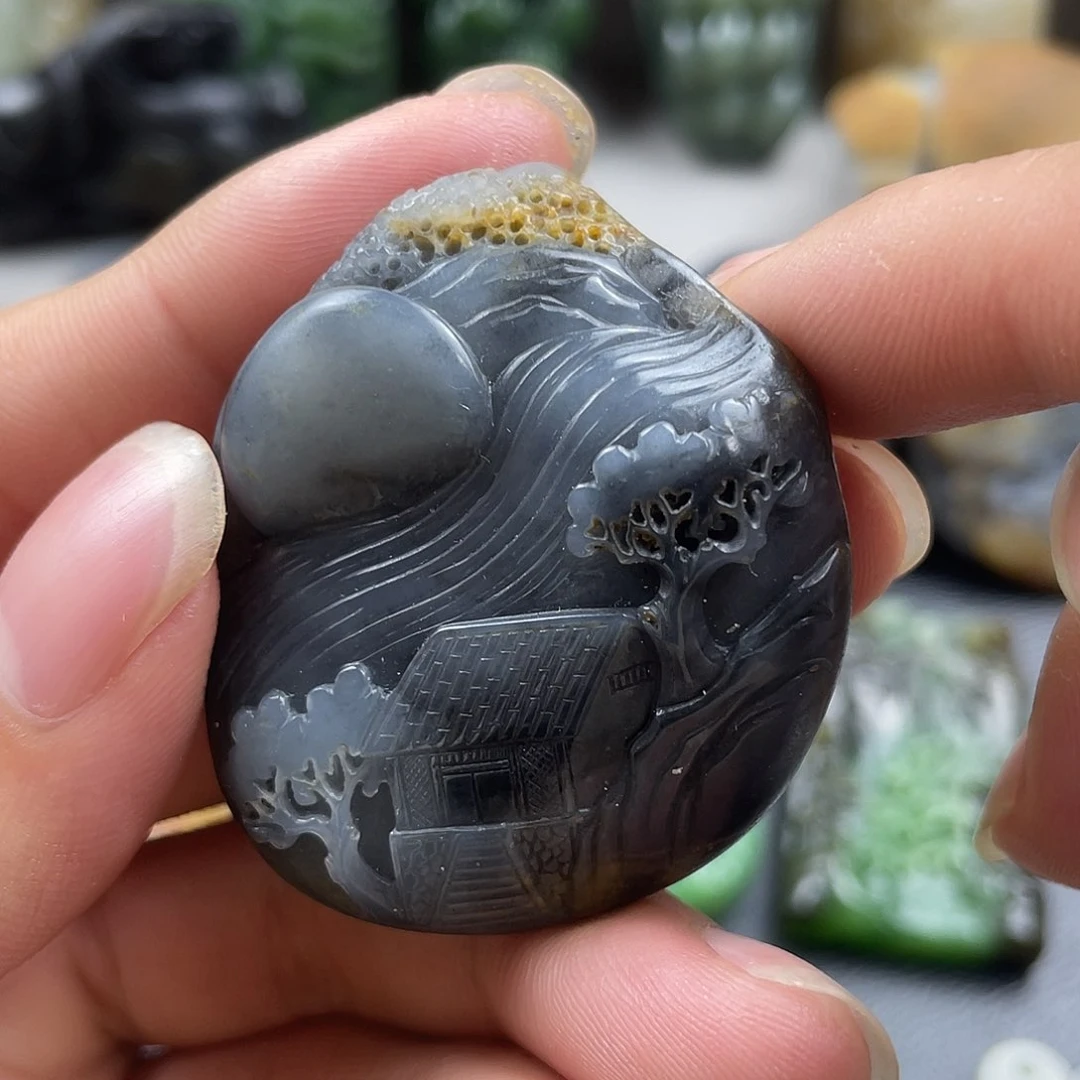 和田玉未镶嵌颈饰