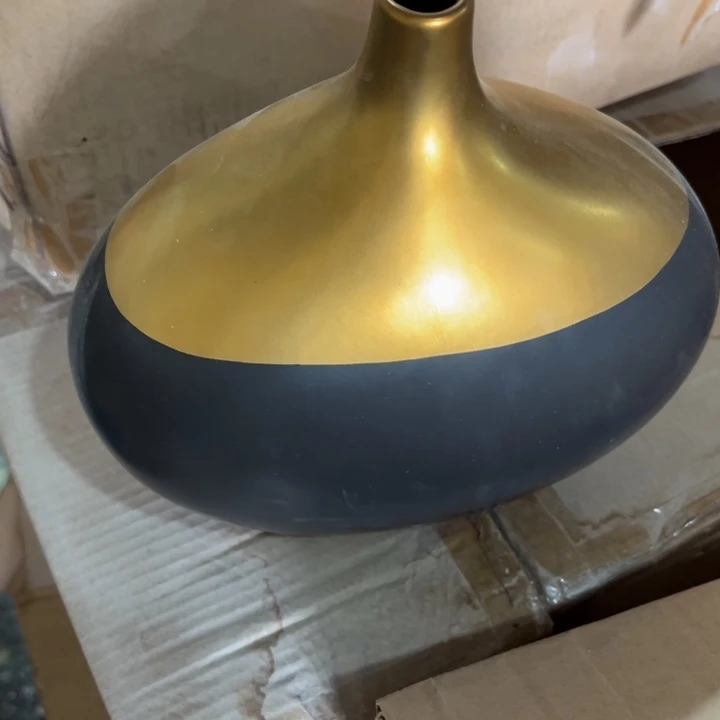 陶瓷花瓶摆件外贸出口（微瑕）