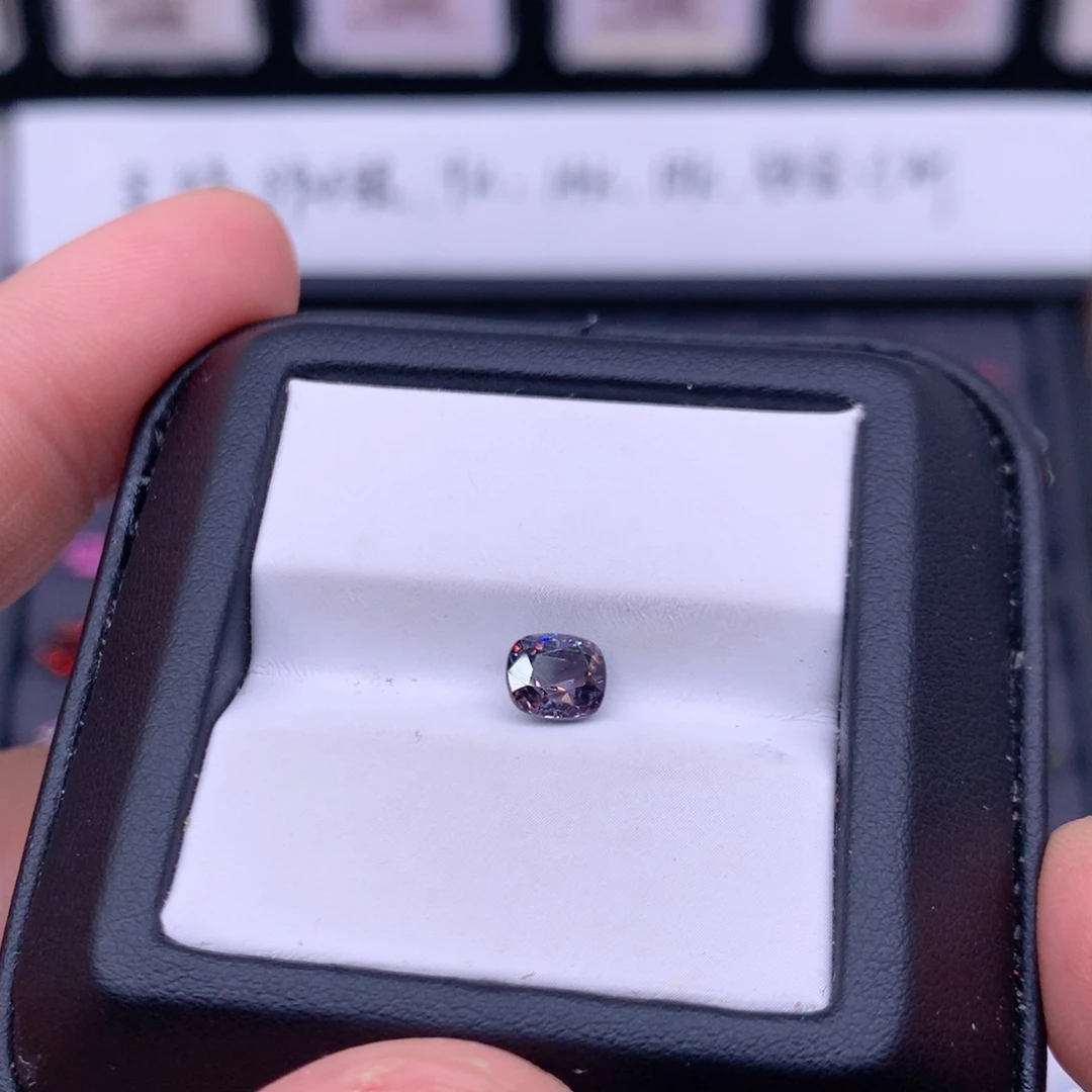 尖晶石裸石0.93克拉