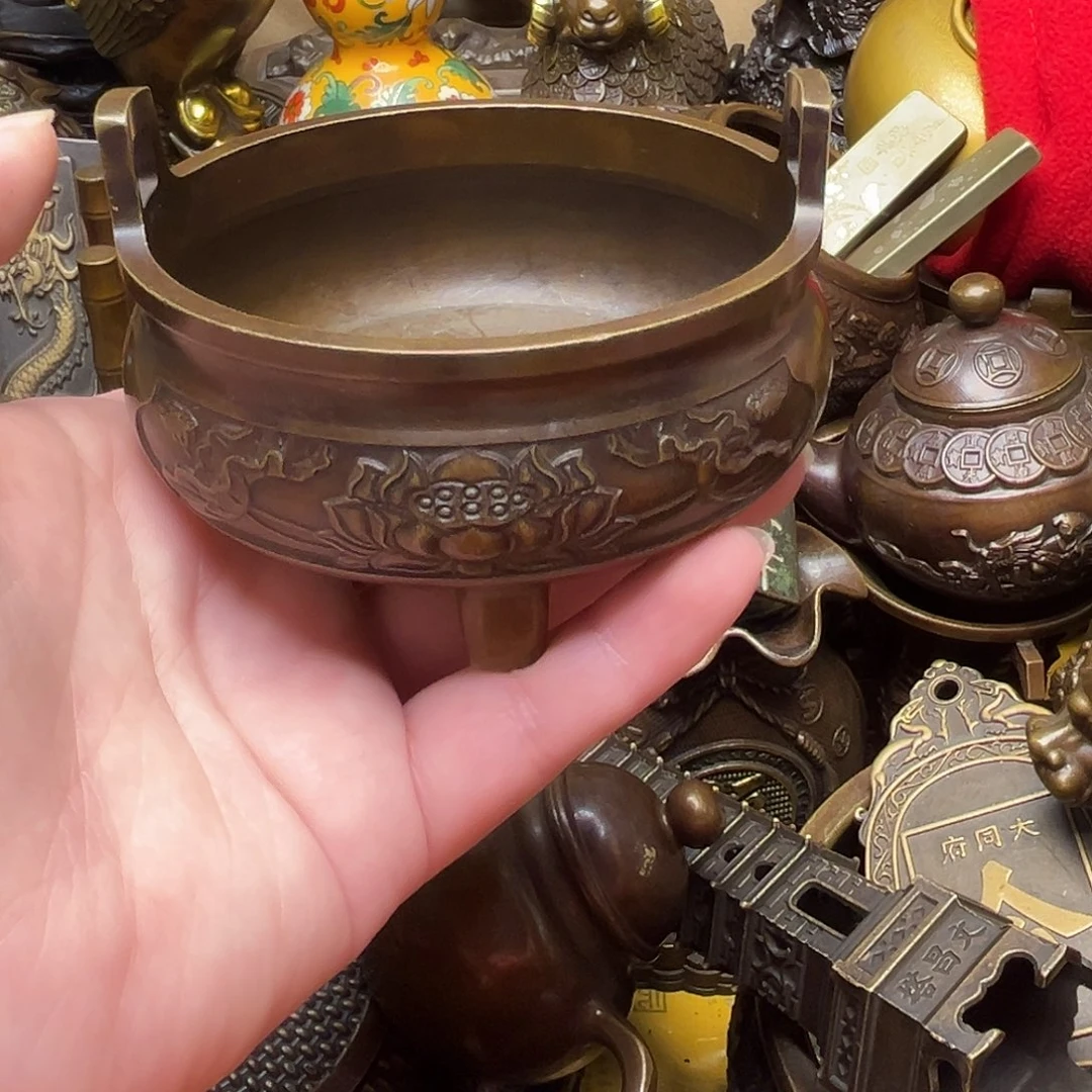 精美铜器批发档口